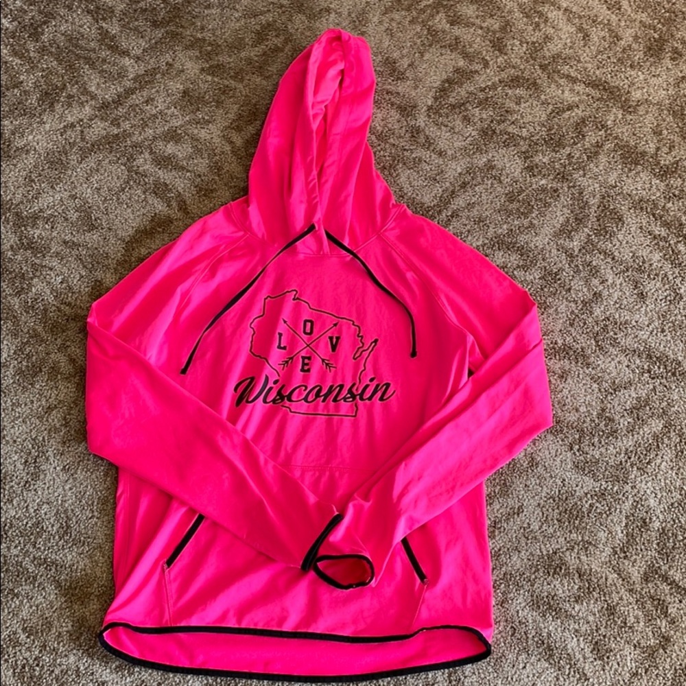 WI long sleeve top